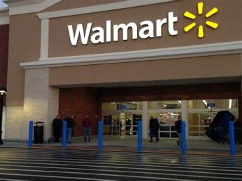 Walmart riverhead - The giant retail chain recently hiked its payout after a strong finish to fiscal 2024. Walmart ( WMT 0.33%) stock is on a roll, up 16% so far in 2024, outpacing the 8% …